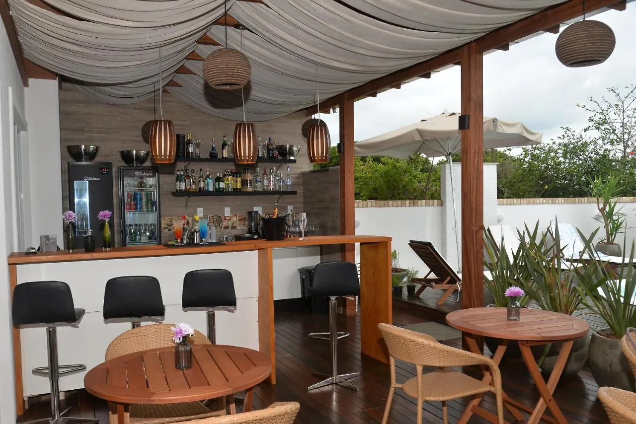 Hospedaria Home Suites Mariscal Bombinhas 3*,  Brasil